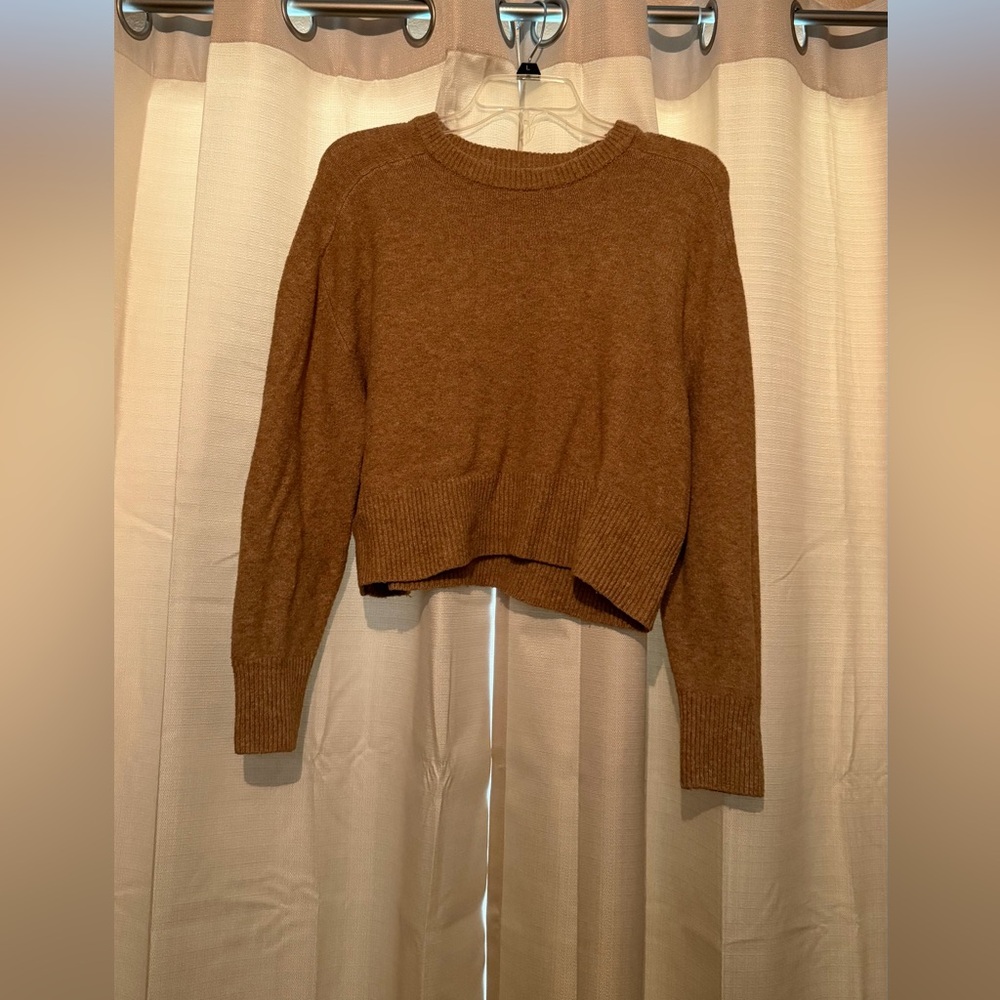 Universal Thread Tan Sweater